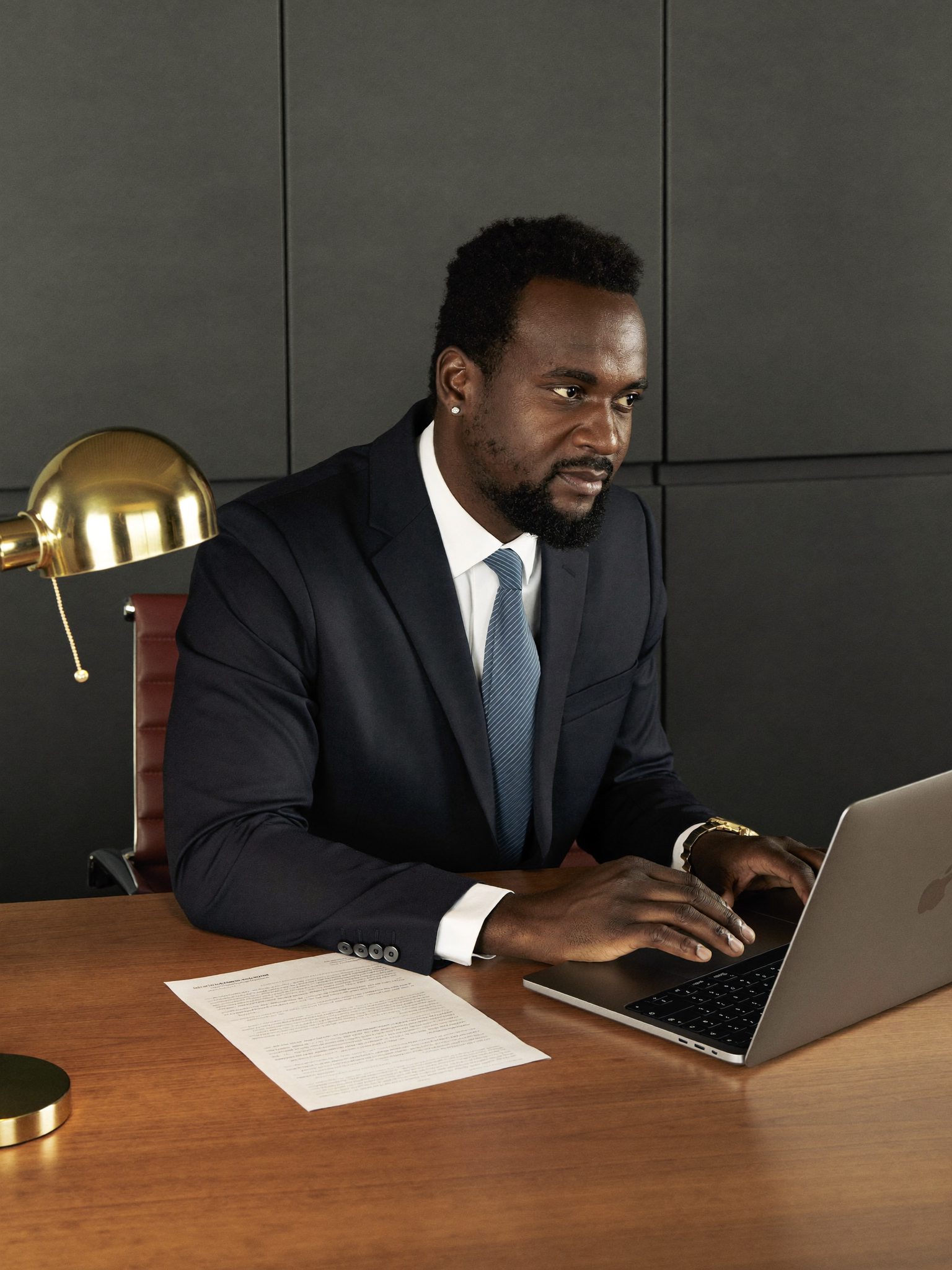 Portrait of Amahle Dlamini, founder of Dlamini Skincare